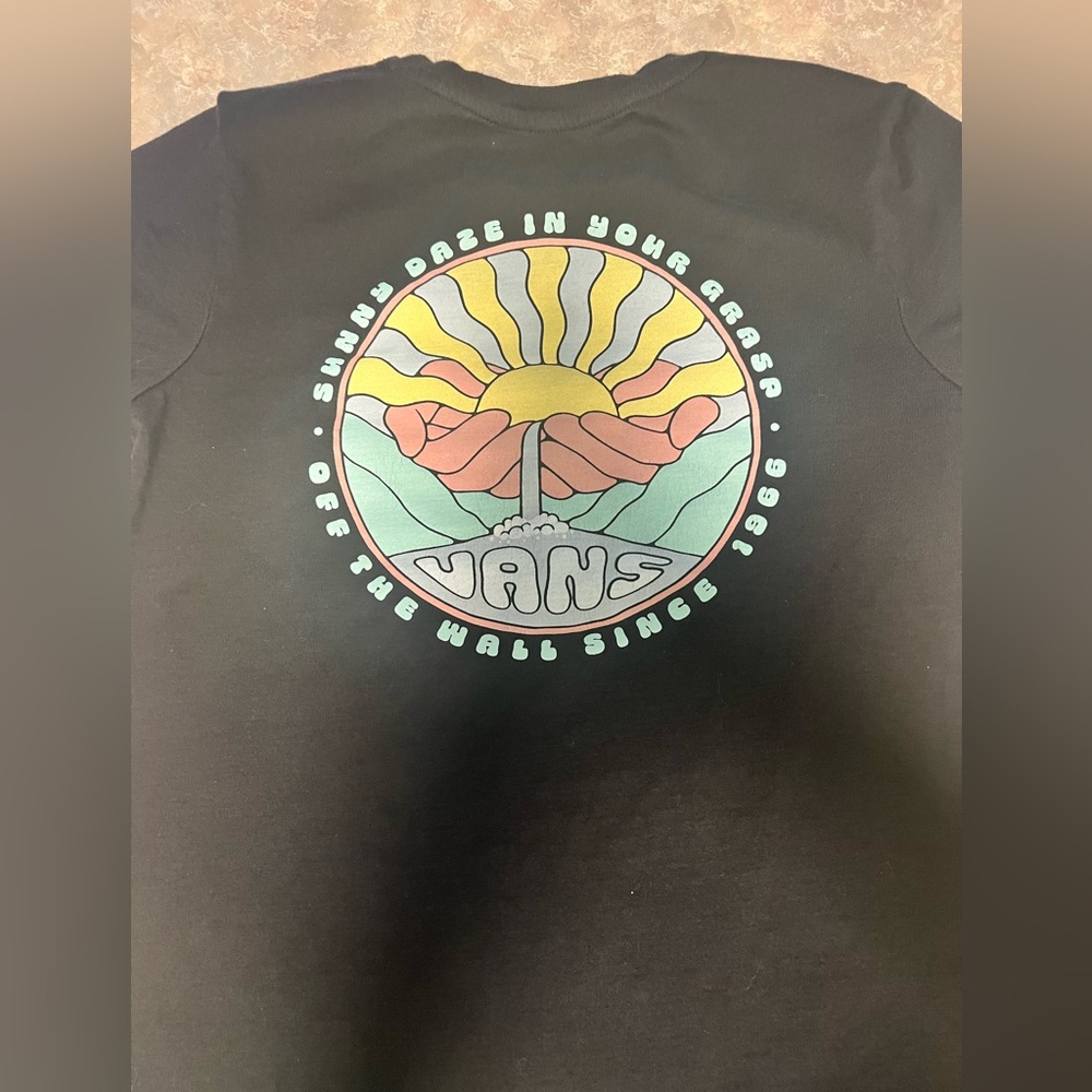 Medium Vans shirt